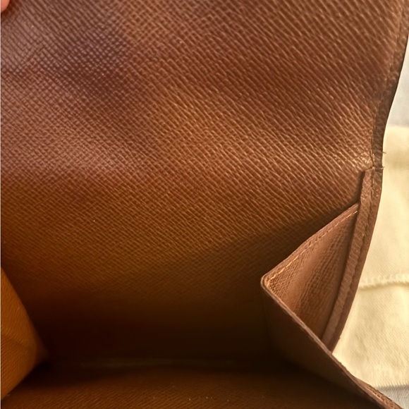 Louis Vuitton Brown Monogram Compact Wallet - Picture 2 of 8